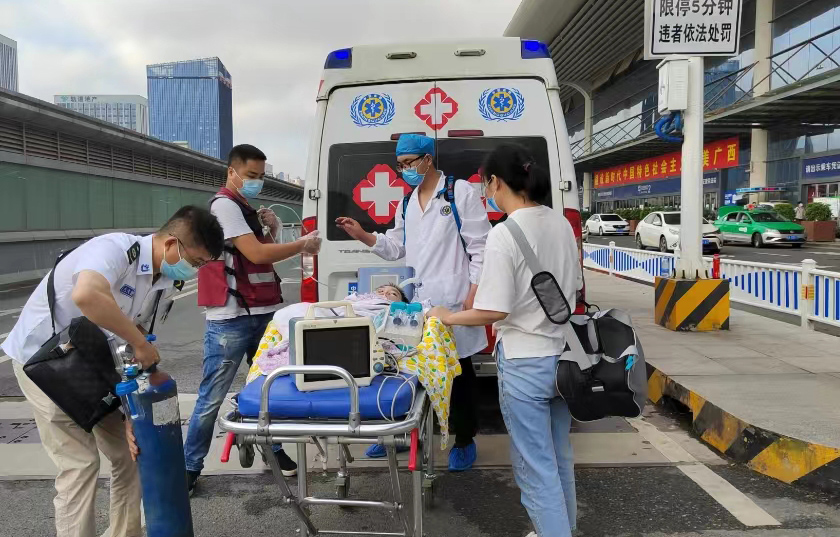 浦东新区救护车出租公司